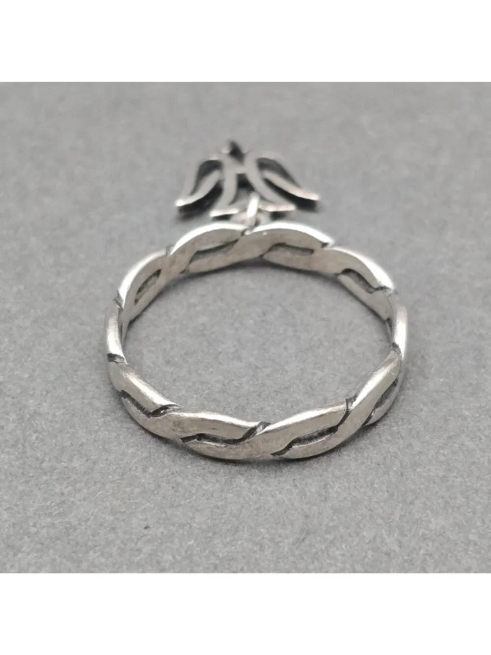 Retired Sterling Silver James Avery Descending Dove Ring Size 8 Twisted Band